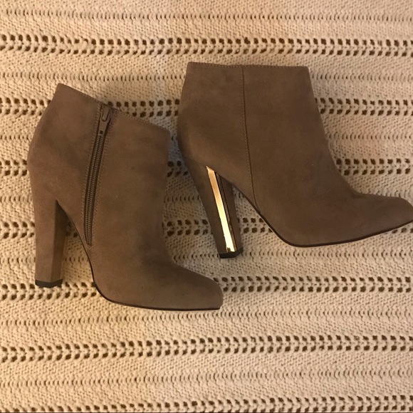 {Call it Spring} EUC• Booties - Picture 2 of 6
